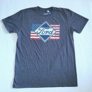 ✨️HP✨️ Tee Luv Ford With American Flag🇺🇲 Graphic Tee👕 - NWT
